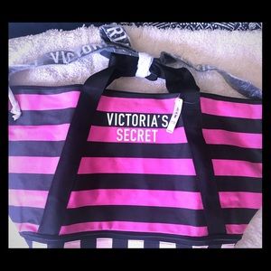 Sold Victoria's Secret Beach Bag